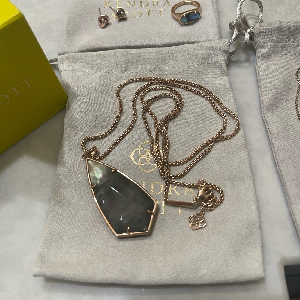 Kendra Scott Rose Gold Bundle